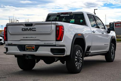 2024 GMC Sierra 2500 Denali Ultimate