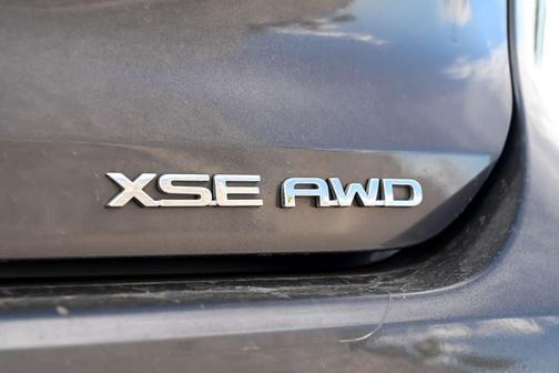 Magnetic Gray Metallic 2024 Toyota Highlander XSE