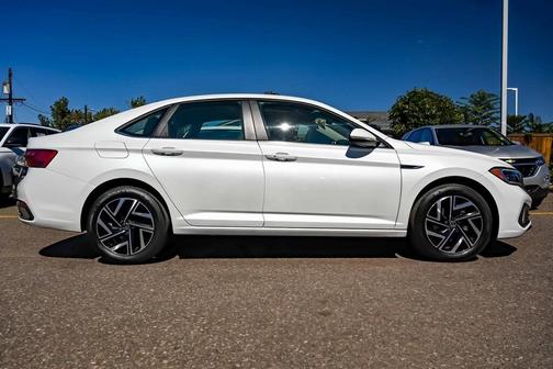 2024 Volkswagen Jetta 1.5T SEL
