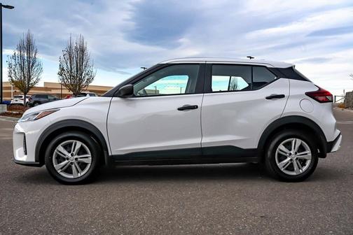 2024 Nissan Kicks S