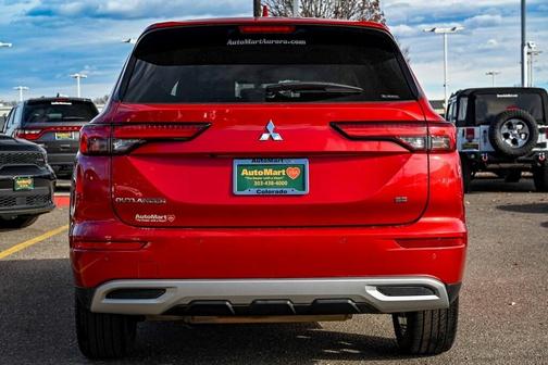 2024 Mitsubishi Outlander 