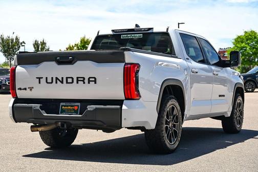 Ice 2024 Toyota Tundra SR5