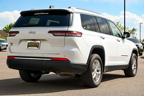 2023 Jeep Grand Cherokee L Laredo