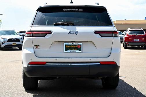 2023 Jeep Grand Cherokee L Laredo