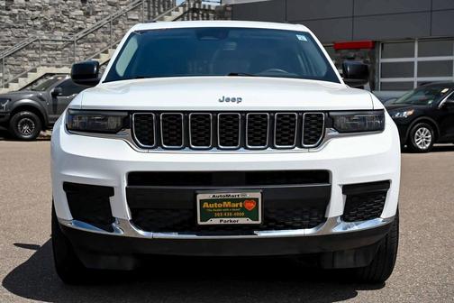 2023 Jeep Grand Cherokee L Laredo