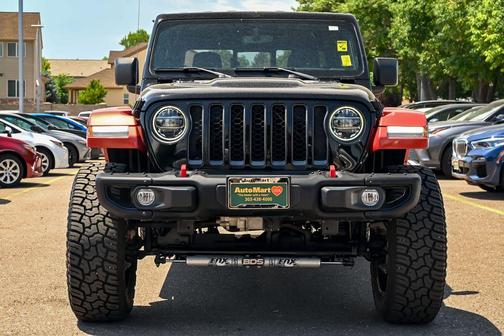 Black Clearcoat 2020 Jeep Gladiator Rubicon