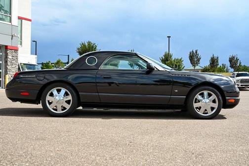 2003 Ford Thunderbird 