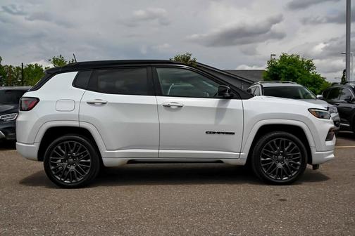 2022 Jeep Compass Altitude
