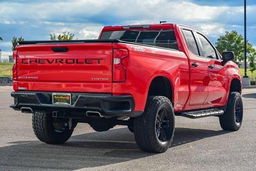 2019 Chevrolet Silverado 1500 Custom Trail Boss