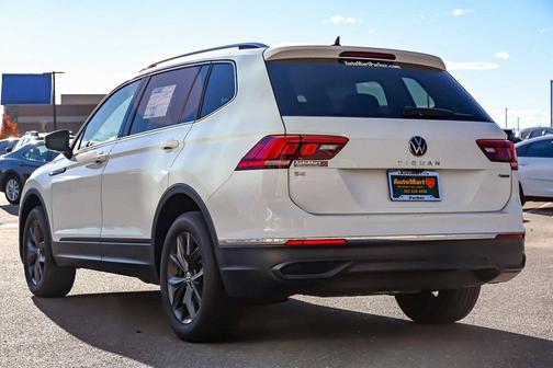 2024 Volkswagen Tiguan 2.0T SE