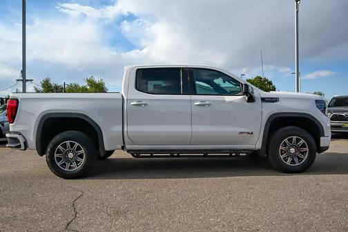 Summit White 2025 GMC Sierra 1500 AT4