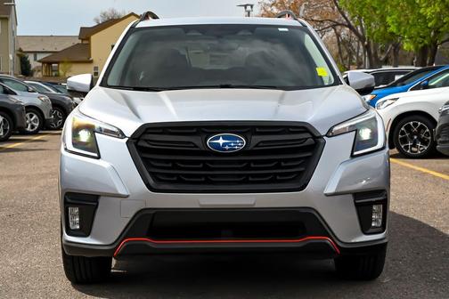 Ice Silver Metallic 2023 Subaru Forester Sport