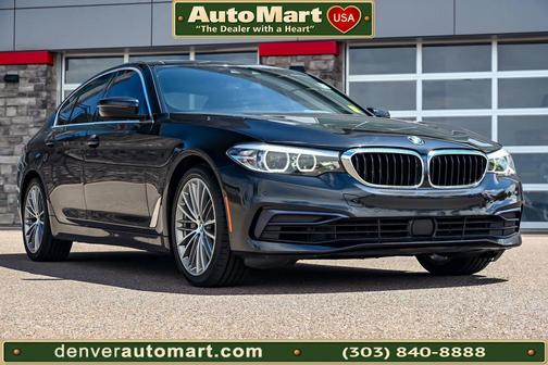Black Sapphire Metallic 2019 BMW 540 i xDrive
