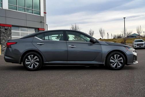 2024 Nissan Altima 2.5 S