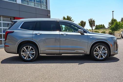 Silver Metallic 2023 Cadillac XT6 Premium Luxury AWD