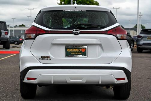 2023 Nissan Kicks S