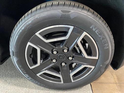 2026 Jeep Cherokee LAREDO/LIMITED