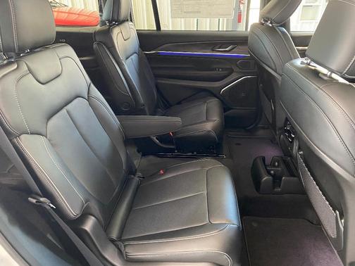 2025 Jeep Grand Cherokee L Overland