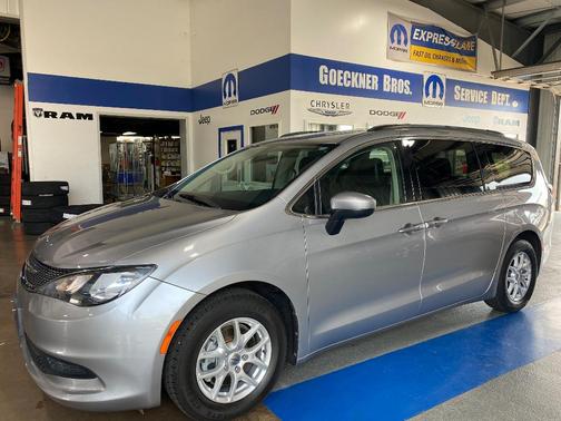 2021 Chrysler Voyager LXI