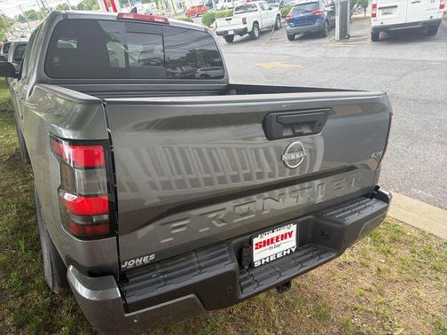 Gun Metallic 2026 Nissan Frontier SV