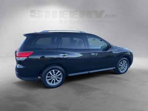 2015 Nissan Pathfinder SV