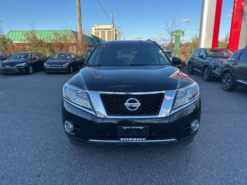 2015 Nissan Pathfinder SV