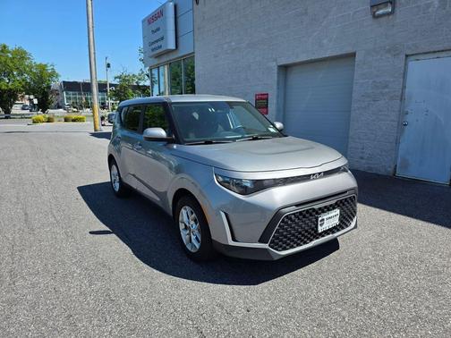 Steel Gray 2024 Kia Soul LX