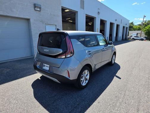 Steel Gray 2024 Kia Soul LX