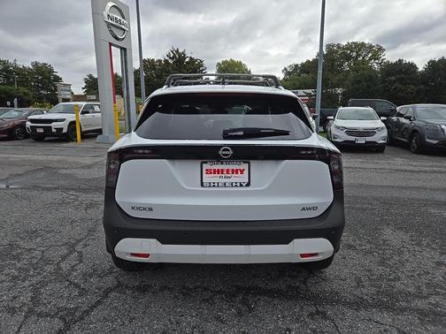 2026 Nissan Kicks SV