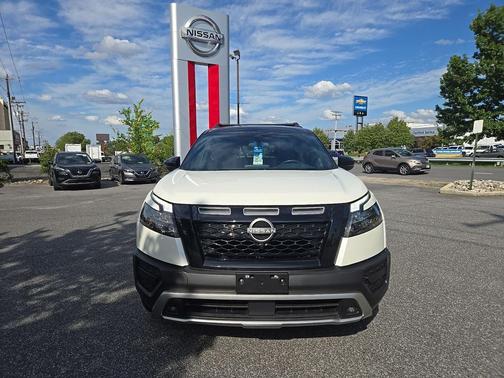 2023 Nissan Pathfinder Rock Creek 4WD