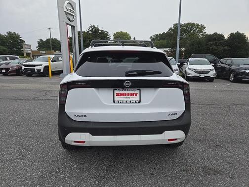 2026 Nissan Kicks SV