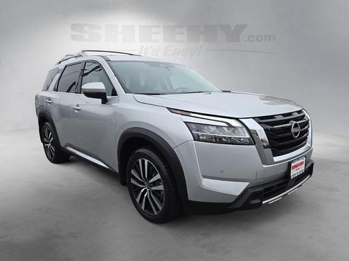2023 Nissan Pathfinder Platinum 4WD