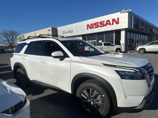 2025 Nissan Pathfinder SV 4WD