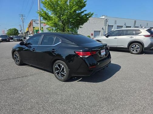 Super Black 2024 Nissan Sentra SV