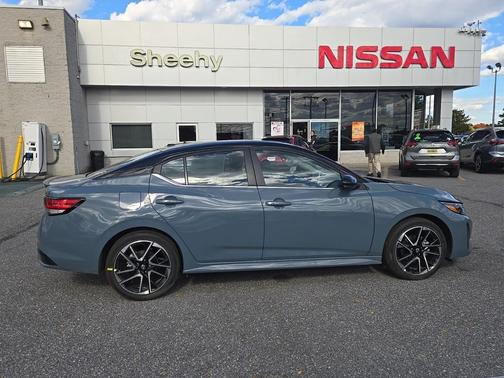 2025 Nissan Sentra SR