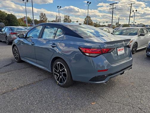 2025 Nissan Sentra SR