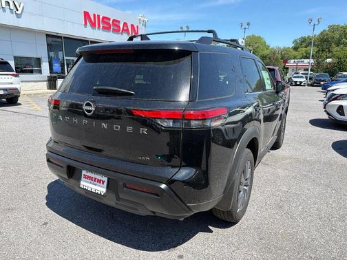 Super Black 2026 Nissan Pathfinder SV