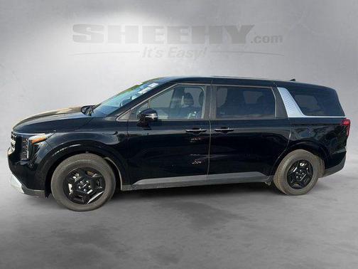 Aurora Black Pearl 2025 Kia Carnival LXS