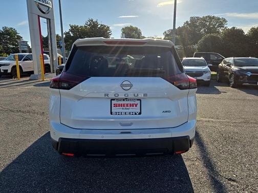 2026 Nissan Rogue SV
