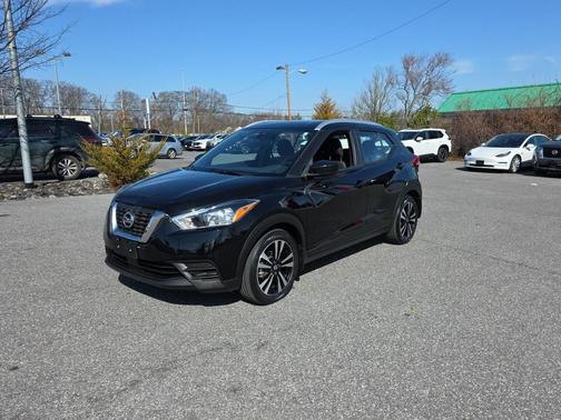 2020 Nissan Kicks SV