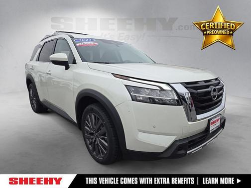2023 Nissan Pathfinder SL 4WD