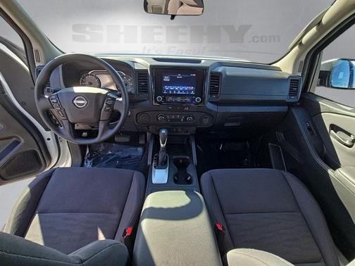 2024 Nissan Frontier S