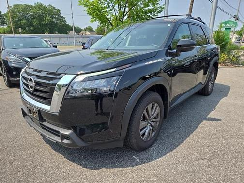 2023 Nissan Pathfinder SV 4WD