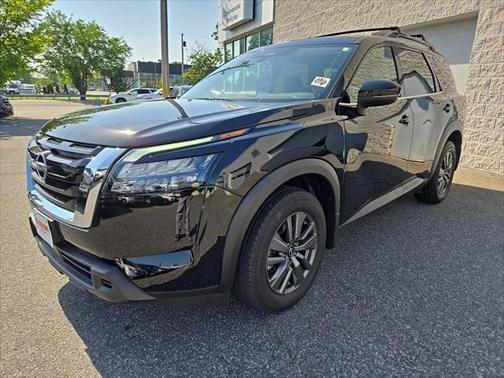 2023 Nissan Pathfinder SV 4WD