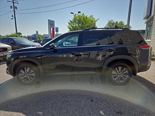 2023 Nissan Pathfinder SV 4WD