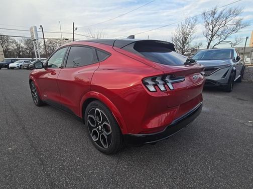 2022 Ford Mustang Mach-E GT