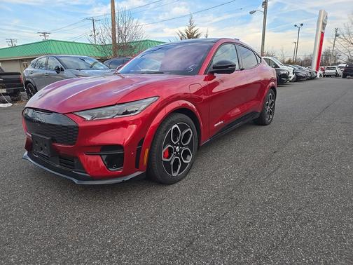 2022 Ford Mustang Mach-E GT