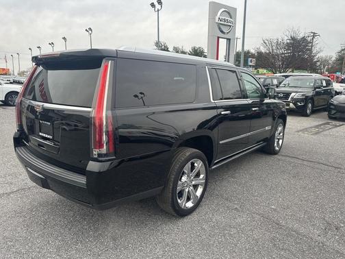 2016 Cadillac Escalade ESV Premium