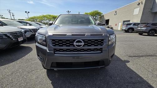2025 Nissan Frontier SV