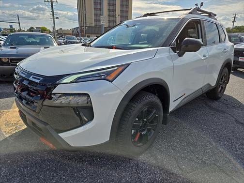 2025 Nissan Rogue Rock Creek